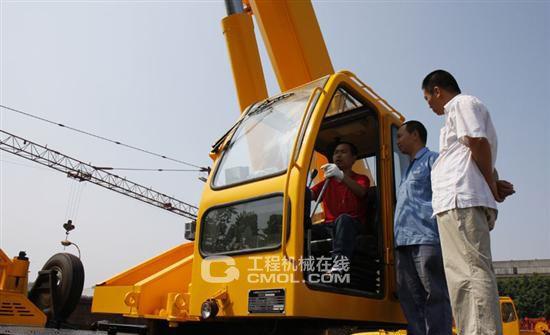 大江汽车起重机qy20产品高清图-工程机械在线